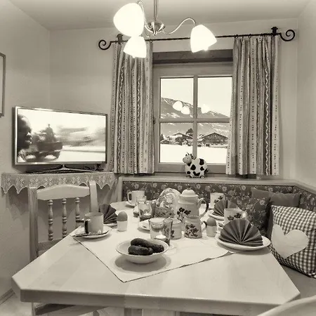 Zittrauerhof - Urlaub Am Bauernhof Gastein مزرعة للإقامة *